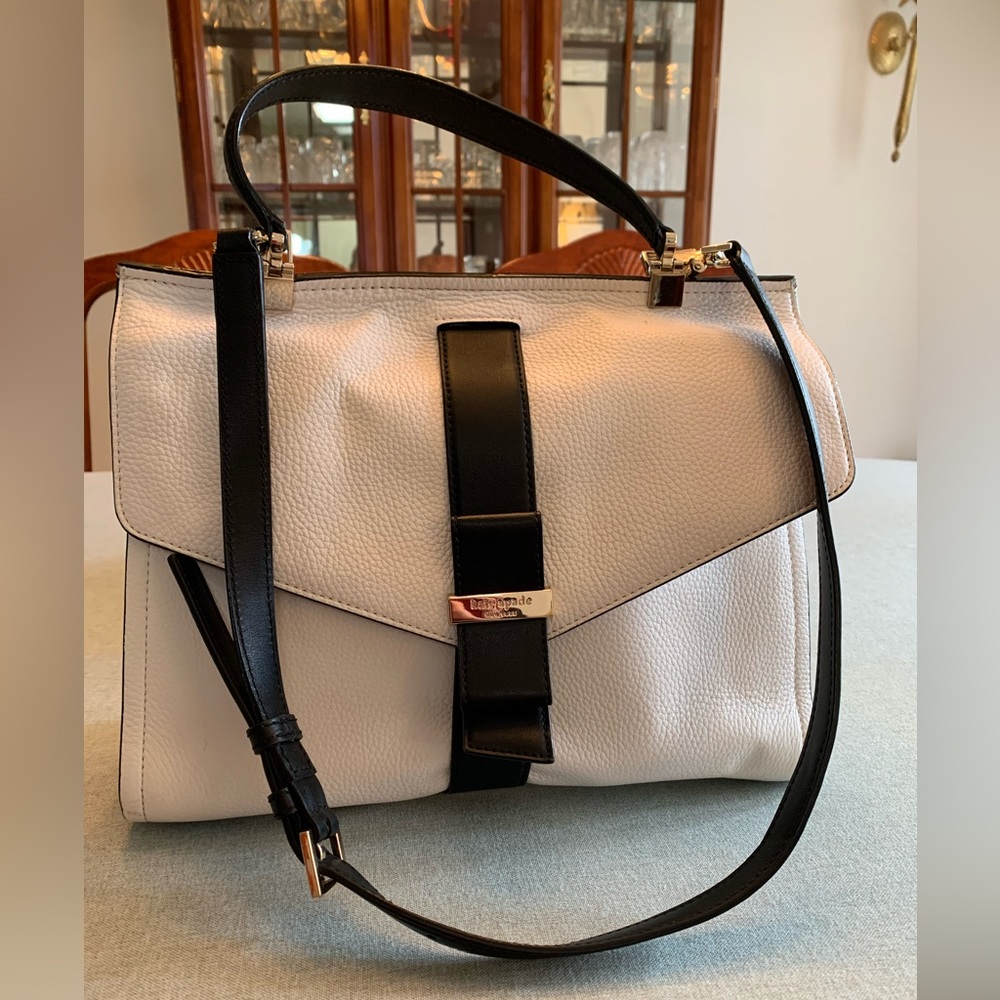 Kate Spade shoulder bag with coordinating wallett